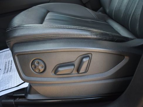 Used 2022 Audi Q5 2.0T Premium image 15