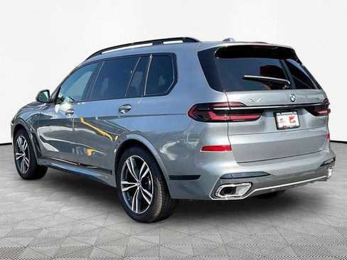 Used 2024 BMW X7 xDrive40i w/ M Sport Package AWD/4WD image 5