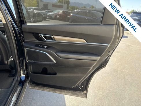 Used 2022 Kia Telluride SX w/ SX Prestige Package AWD/4WD image 15