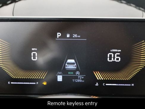 Used 2025 Kia Sorento S FWD image 11