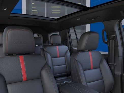 New 2026 Chevrolet Traverse RS w/ LPO, Floor Liner Package AWD/4WD image 48