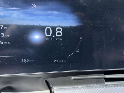 Used 2024 Kia Sportage SX image 12