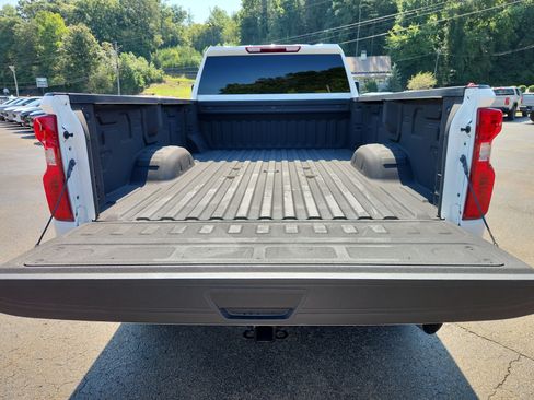 Used 2025 Chevrolet Silverado 2500 W/T AWD/4WD image 35