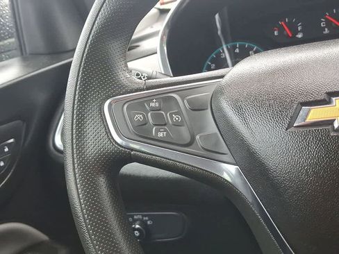Used 2019 Chevrolet Equinox LS w/ LPO, Floor Liner Package AWD/4WD image 17