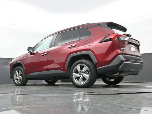 Used 2019 Toyota RAV4 Limited w/ Limited Grade Weather Package AWD/4WD image 10