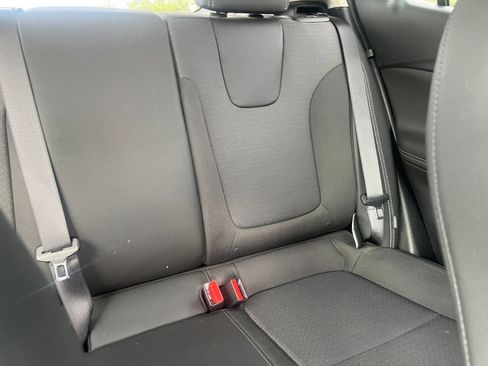 Used 2025 Buick Encore GX Preferred FWD image 35