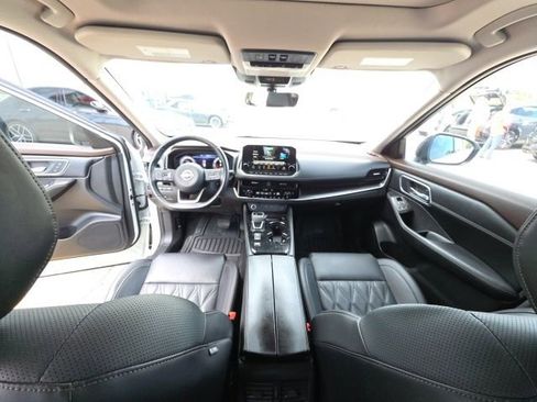 Used 2023 Nissan Rogue Platinum w/ Platinum Premium Package FWD image 26