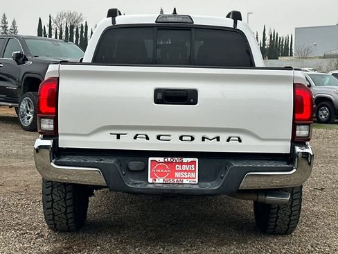 Used 2019 Toyota Tacoma SR5 image 8
