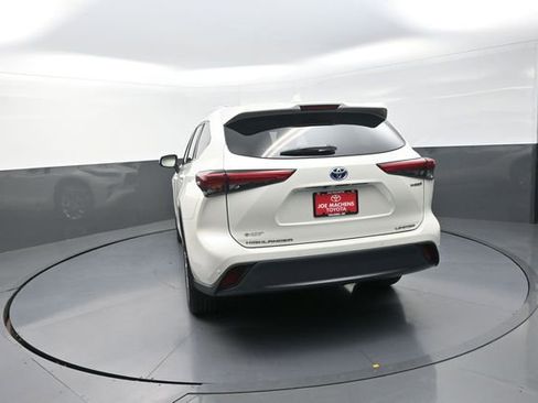 Used 2021 Toyota Highlander Limited AWD/4WD image 53