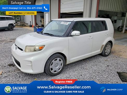 Used 2014 Scion xB Release Series 10.0 FWD image 1