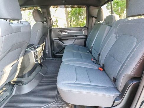 Used 2022 RAM 1500 Big Horn AWD/4WD image 27