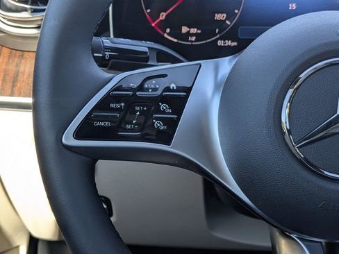 New 2025 Mercedes-Benz C 300 4MATIC Sedan image 27