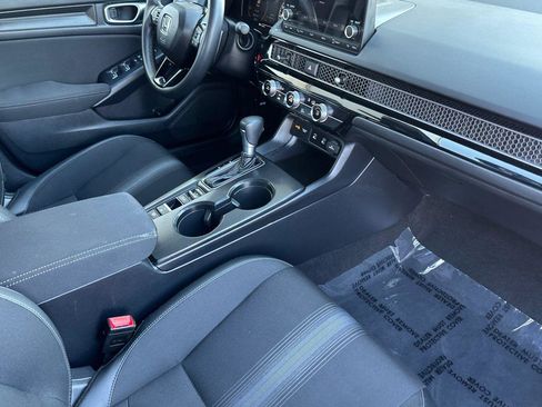 Certified 2025 Honda Civic Sport image 14
