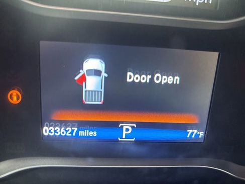 Used 2023 Honda Ridgeline Sport image 2