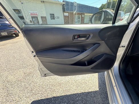 Used 2023 Toyota Corolla LE FWD image 24