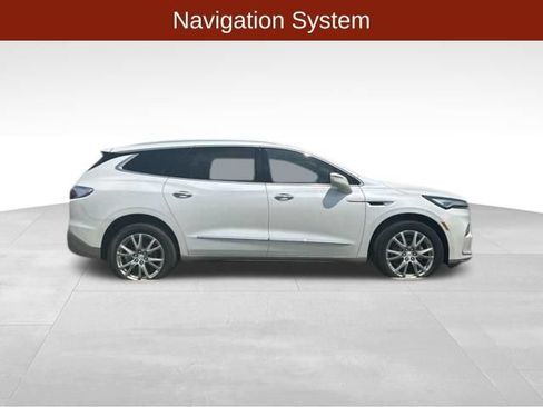 Used 2022 Buick Enclave Premium w/ Experience Buick Package AWD/4WD image 8