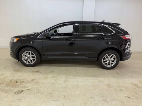 Used 2024 Ford Edge SEL w/ Convenience Package AWD/4WD image 2