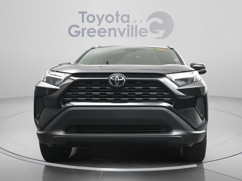 Used 2025 Toyota RAV4 XLE image 23