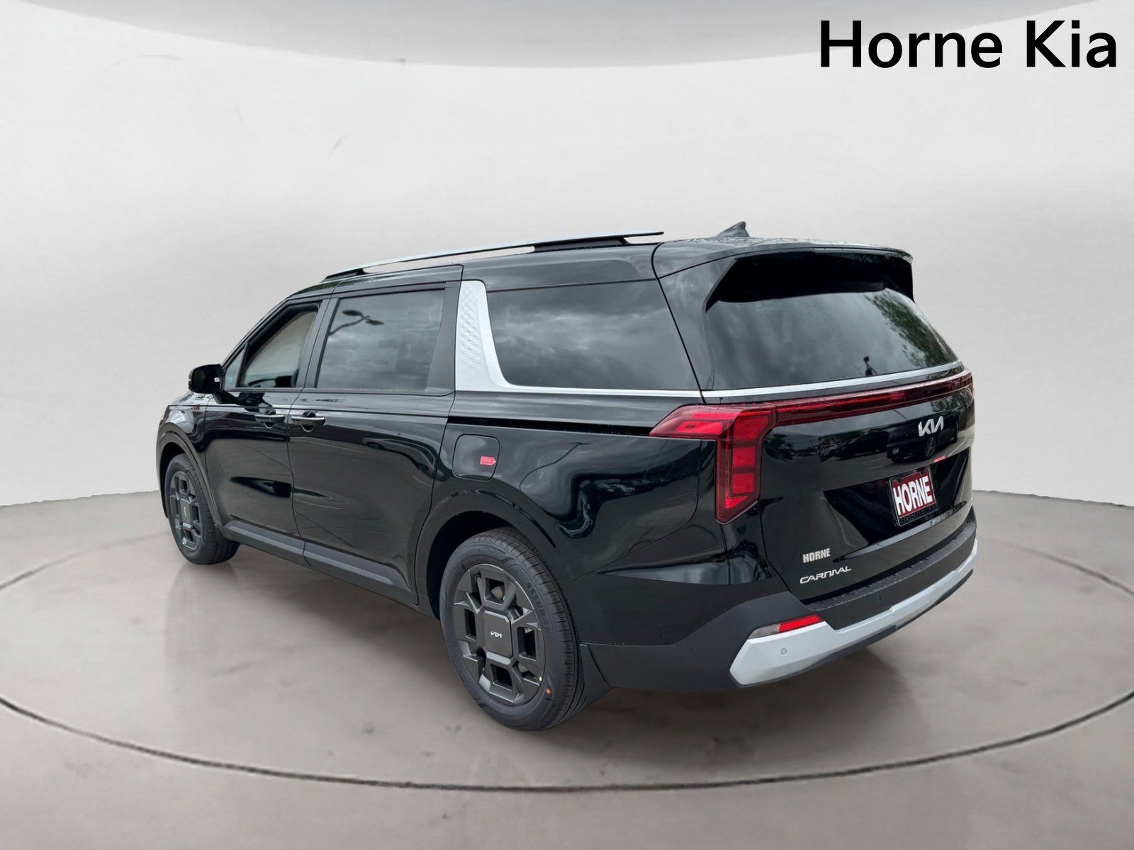 New 2026 Kia Carnival EX FWD image 5