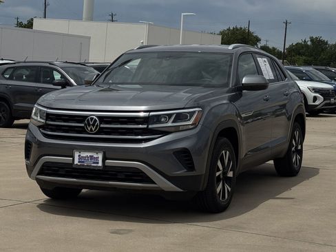 Used 2023 Volkswagen Atlas Cross Sport SE FWD image 9