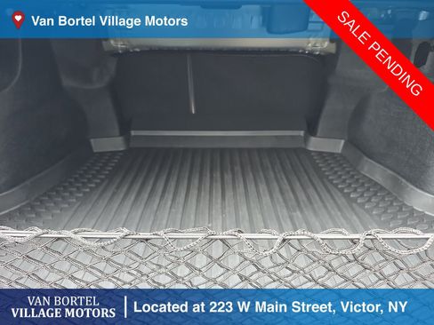 Used 2019 Toyota Camry XLE image 30