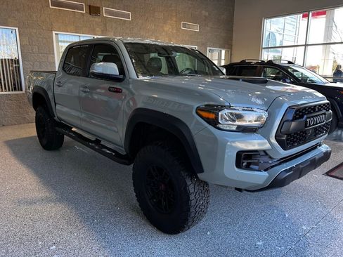 Used 2021 Toyota Tacoma TRD Pro image 8
