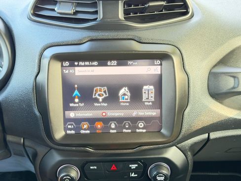 Used 2021 Jeep Renegade Latitude AWD/4WD image 52