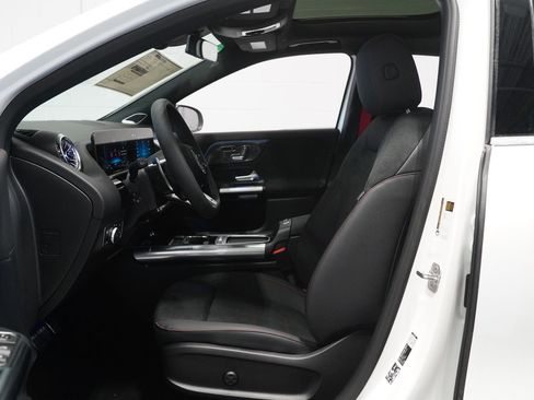 New 2026 Mercedes-Benz GLA 35 AMG 4MATIC image 14