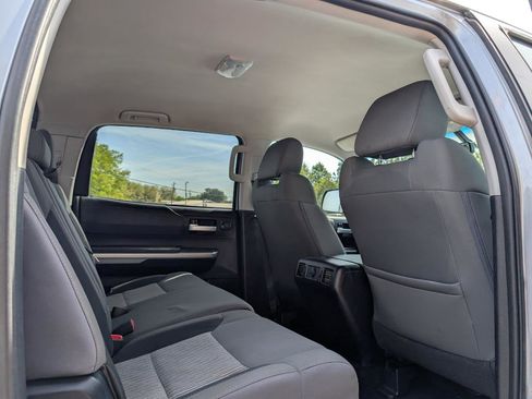 Used 2017 Toyota Tundra SR5 w/ SR5 Upgrade Package RWD image 20