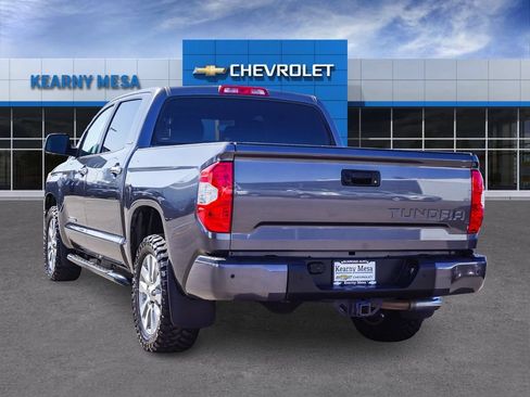Used 2017 Toyota Tundra Limited w/ Limited Premium Package RWD image 4