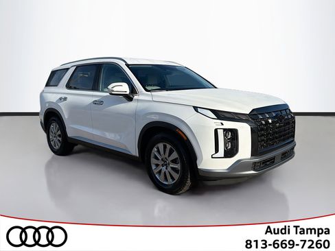 Used 2023 Hyundai Palisade SEL image 1