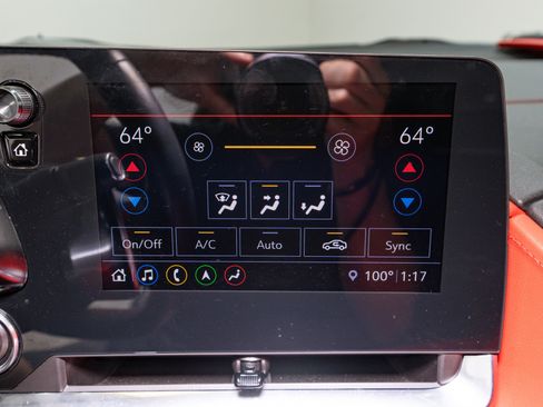 Used 2020 Chevrolet Corvette Stingray Preferred Cpe w/ 2LT Preferred Equipment Group image 24