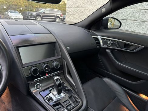 Used 2019 Jaguar F-TYPE Coupe image 23