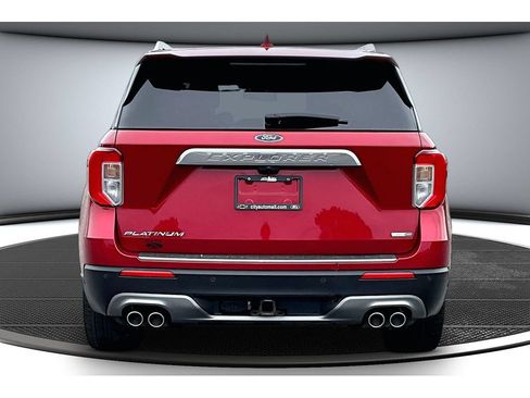 Used 2020 Ford Explorer Platinum w/ Premium Technology Package AWD/4WD image 6