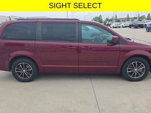 Used 2017 Dodge Grand Caravan GT FWD image 6