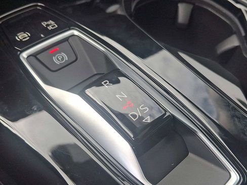 New 2025 Audi Q5 Premium Plus image 13