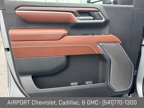 Certified 2025 GMC Sierra 2500 Denali Ultimate w/ Max Trailering Package image 10