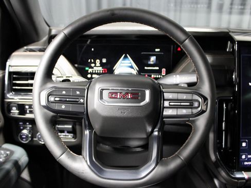 Used 2025 GMC Yukon XL AT4 w/ Premium Trailering Package image 22