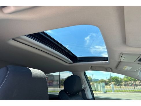 Certified 2025 Honda Accord SE image 19