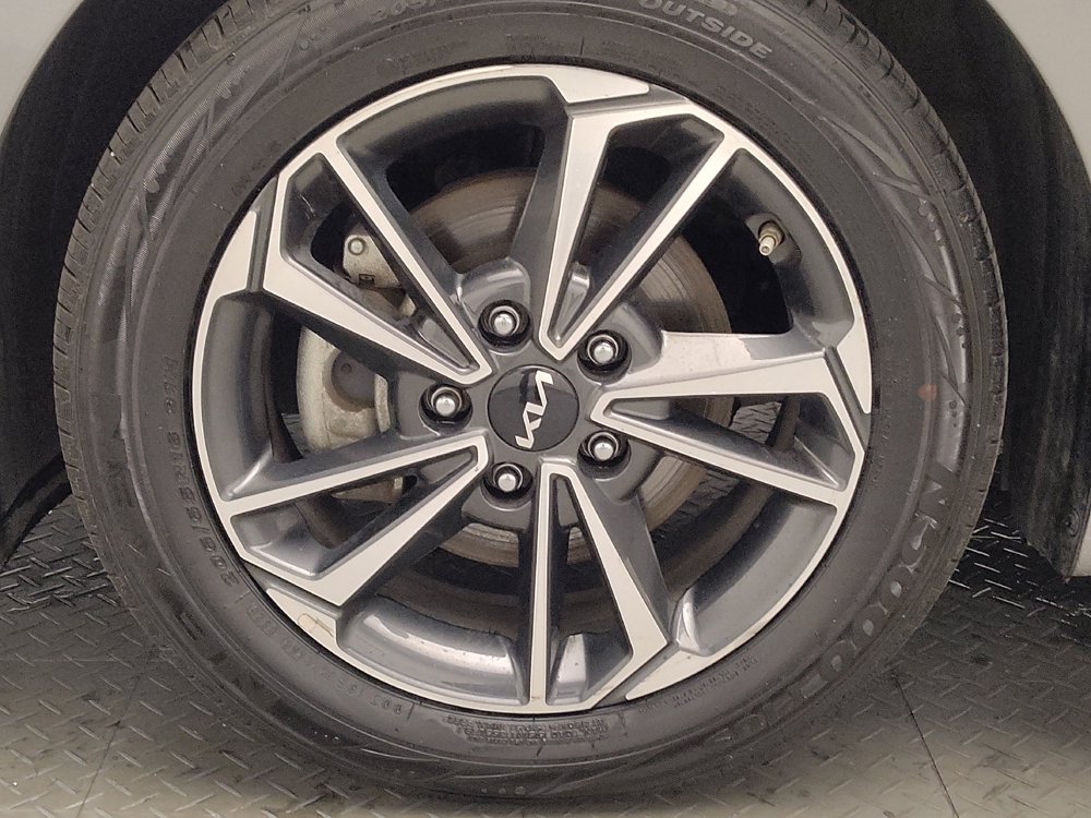 Used 2024 Kia Forte LXS FWD image 31
