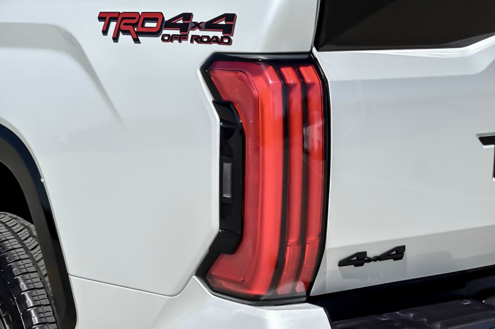 Certified 2026 Toyota Tundra Platinum w/ TRD Off-Road Package AWD/4WD image 25