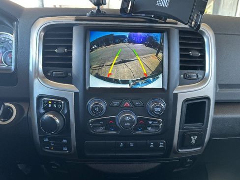 Used 2019 RAM 1500 Big Horn AWD/4WD image 30