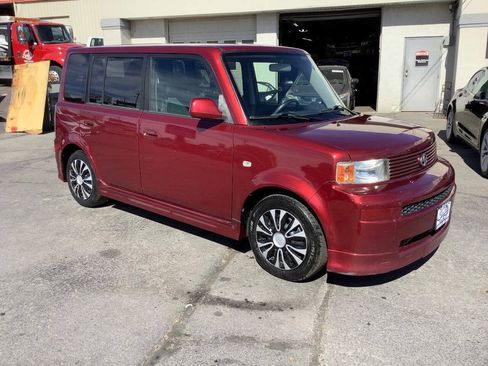 Used 2006 Scion xB FWD image 8