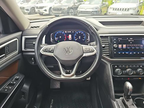 Used 2021 Volkswagen Atlas SEL R-Line AWD/4WD image 13