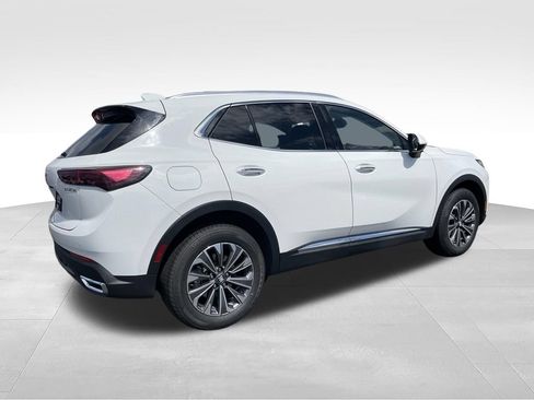 Used 2024 Buick Envision Preferred AWD/4WD image 3
