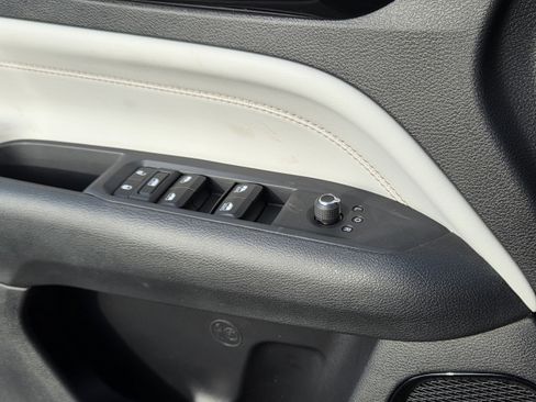 New 2026 Jeep Compass Limited image 15