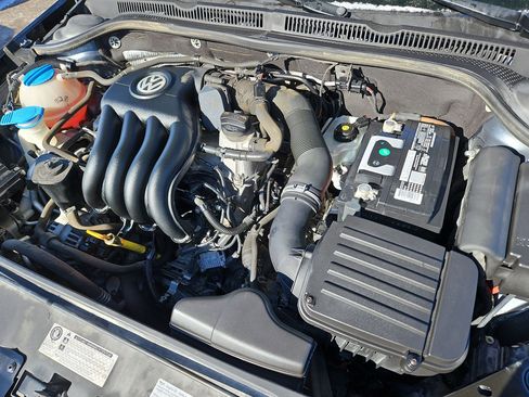 Used 2013 Volkswagen Jetta S image 31