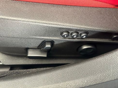 New 2024 Alfa Romeo Giulia Ti w/ Performance Driving Package image 28