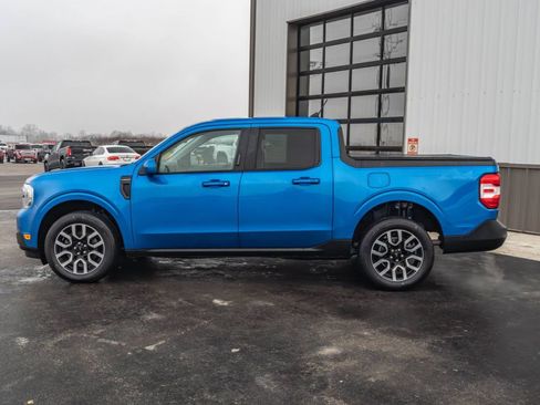 Used 2022 Ford Maverick Lariat image 2