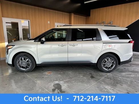 New 2026 Kia Carnival EX image 2